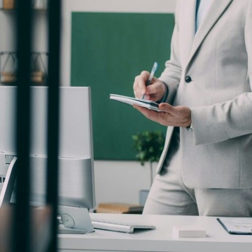 Why Every Business Owner Needs a Startup Coach to Grow